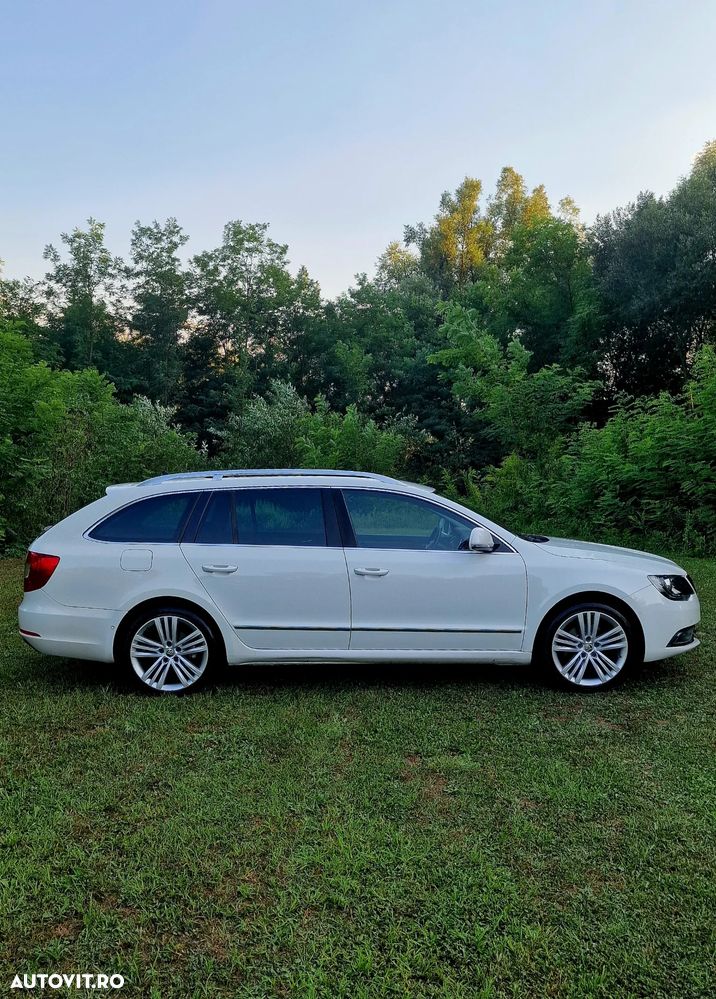 Skoda Superb 2.0 TDI Green tec 4x4 DSG Elegance - 4