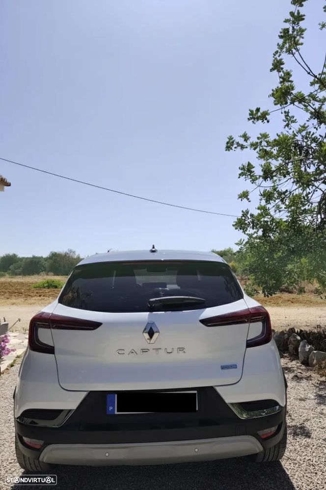Renault Captur 1.6 E-Tech Full Hybrid Techno - 2