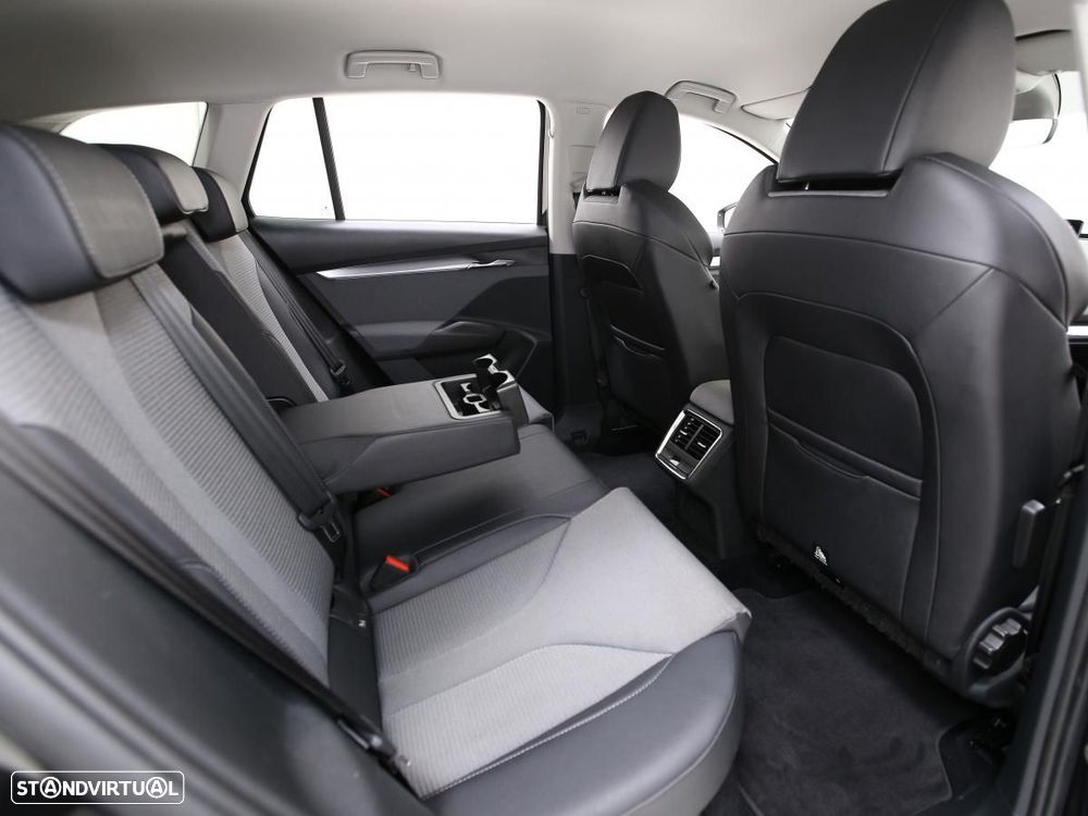 Skoda Enyaq iV 60 - 12