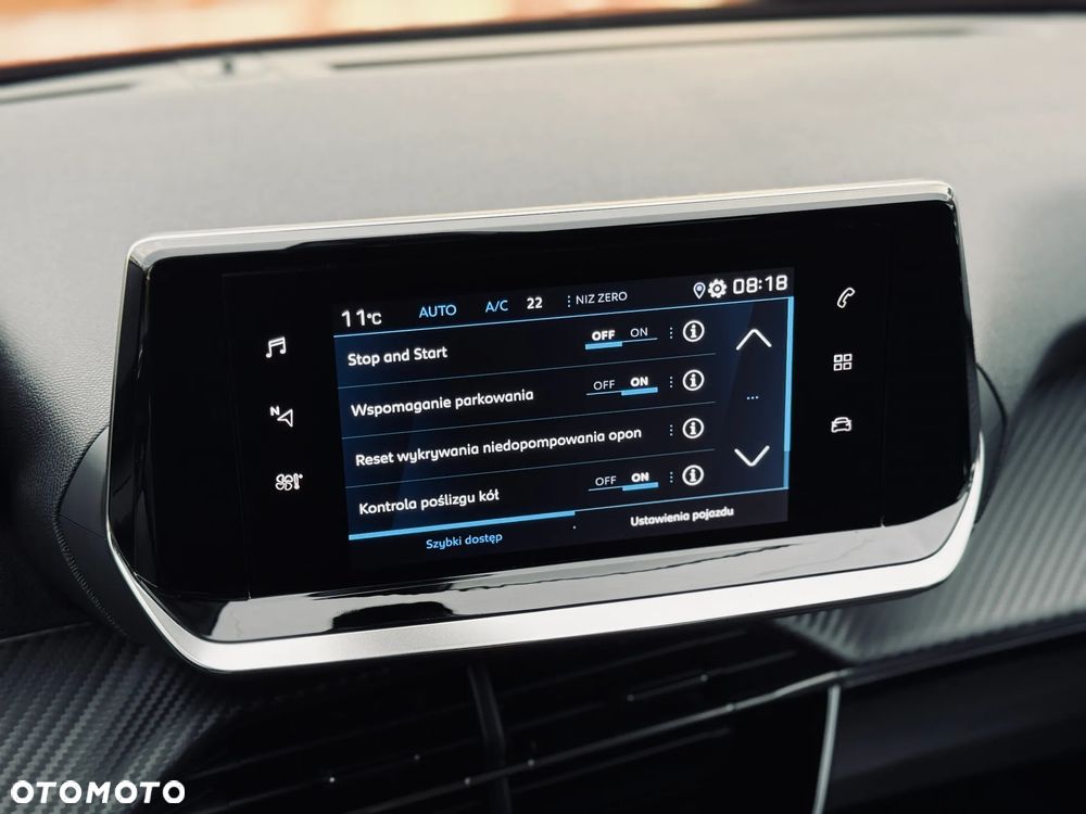 Peugeot 2008 Benzin 100 Style - 33