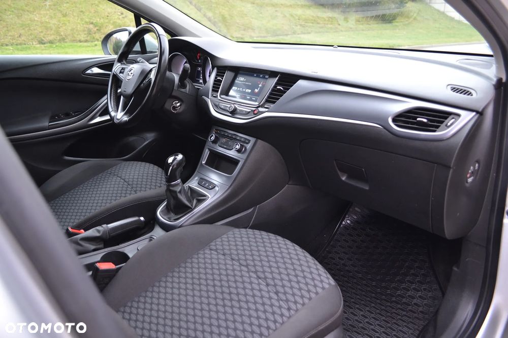 Opel Astra 1.6 CDTI Enjoy S&S - 10