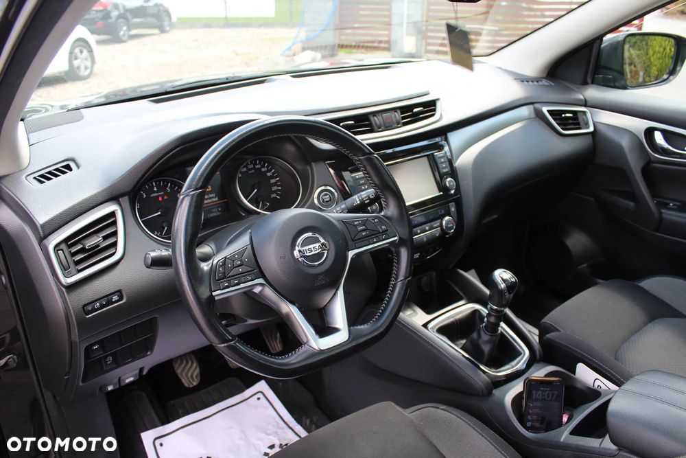 Nissan Qashqai 1.3 DIG-T Tekna+ - 17