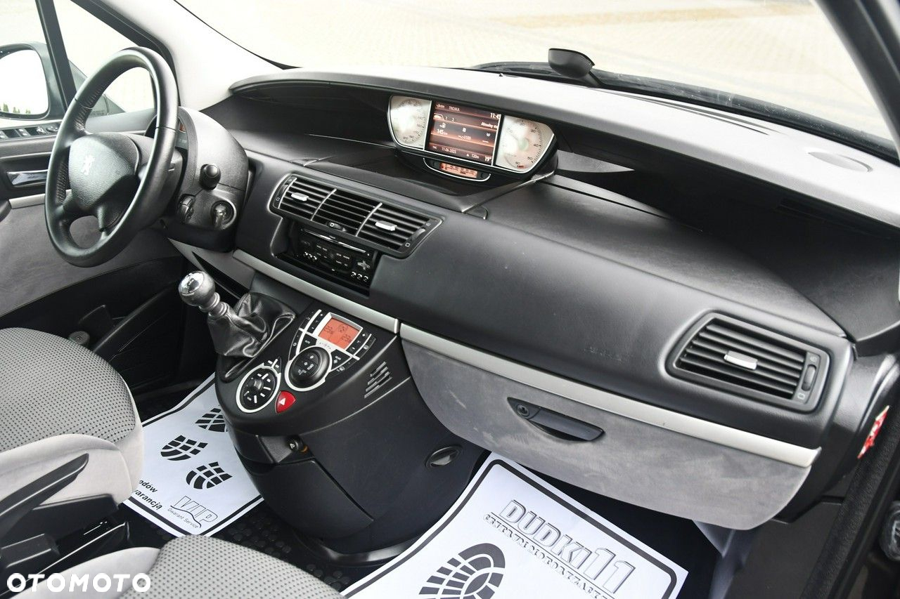 Peugeot 807 - 23