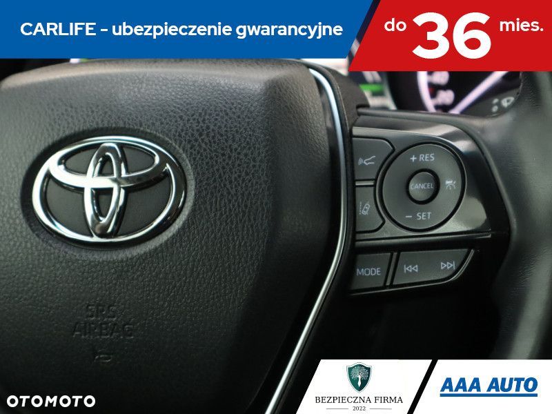 Toyota Camry - 19