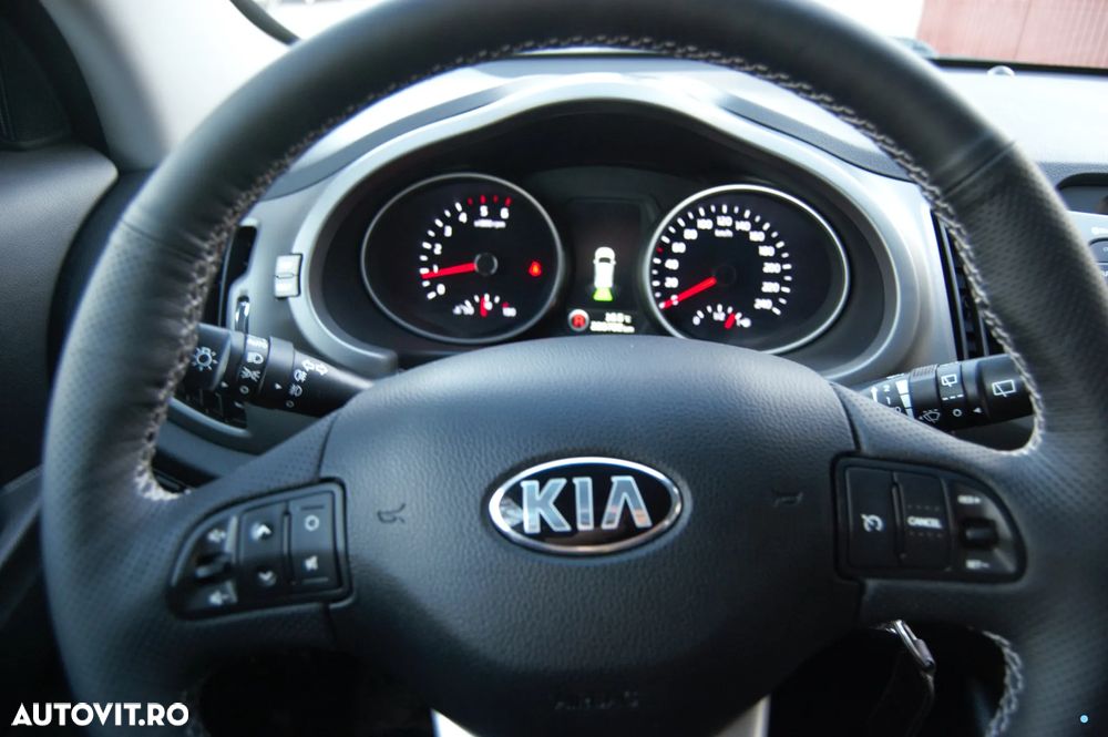 Kia Sportage - 13