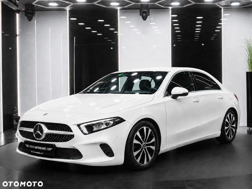 Mercedes-Benz Klasa A 200 Style 7G-DCT - 2