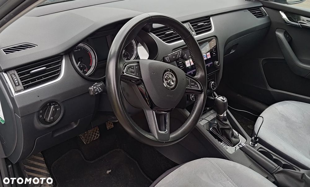 Skoda Octavia 2.0 TSI 4x4 Ambition DSG - 5