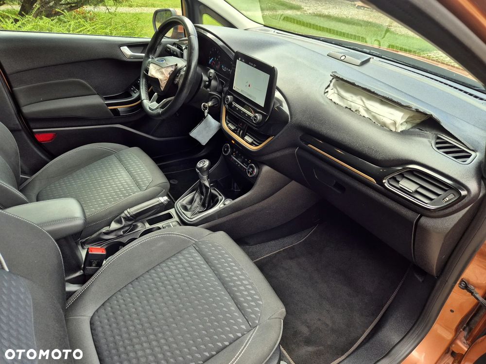 Ford Fiesta 1.1 S&S TITANIUM - 25