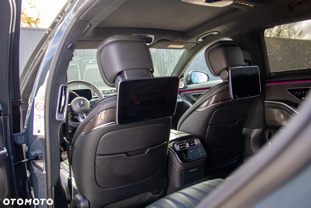 Mercedes-Benz Inny ver-580-4--matic-amg-line-9g--tronic - 32