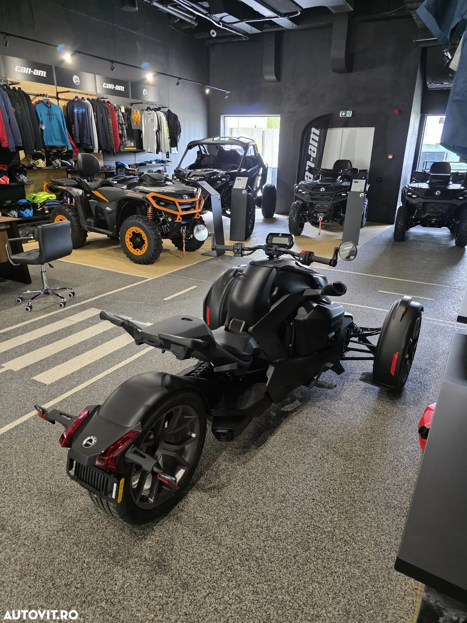 Can-Am Ryker 900 - 3