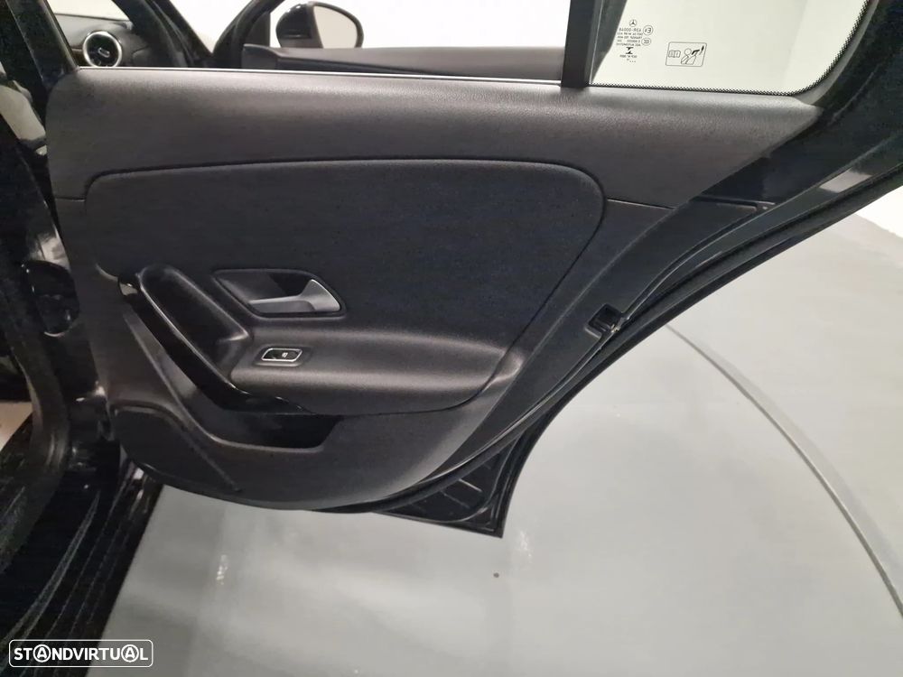 Mercedes-Benz A 180 d Style Aut. - 32