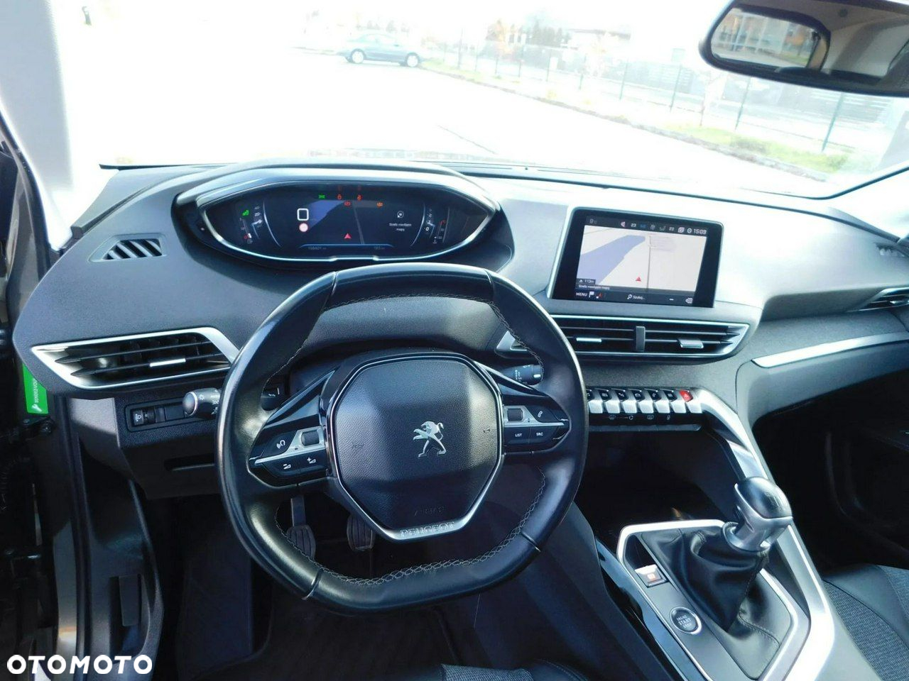 Peugeot 3008 1.5 BlueHDi Allure S&S - 16