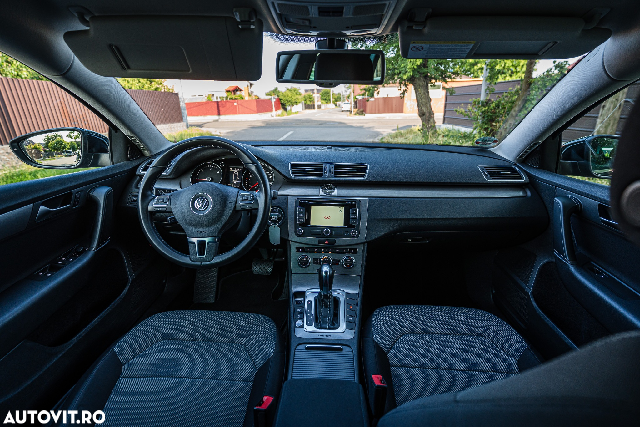 Volkswagen Passat Variant 2.0 TDI 4Motion BlueMotion Technology DSG Highline - 4