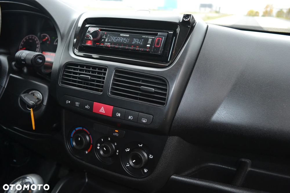 Opel Combo - 15