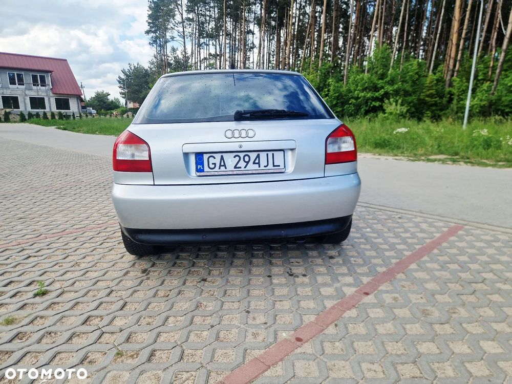 Audi A3 3-drzwiowe 1.6 S Line Sportpaket plus - 7