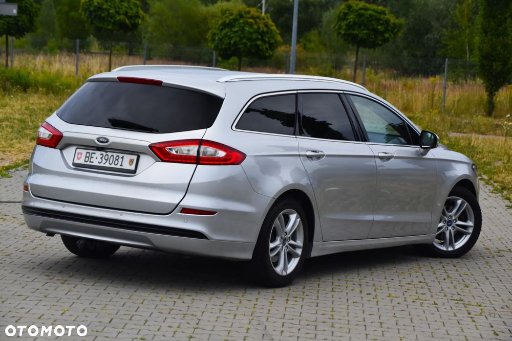Ford Mondeo SW 2.0 TDCi ECOnetic Start-Stop Titanium - 35