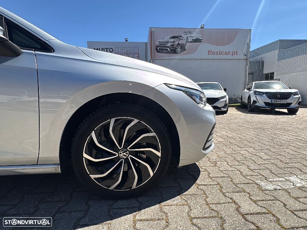 VW Golf 1.0 TSI Life - 10