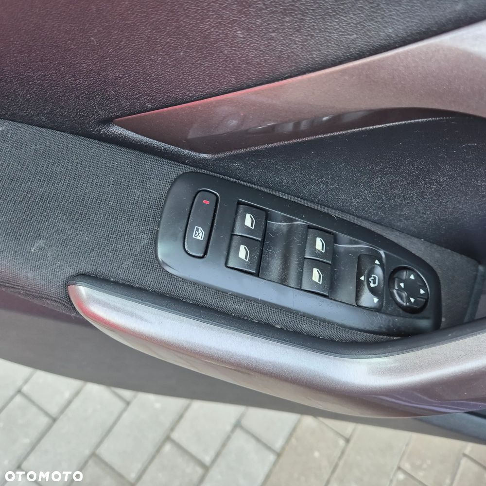 Peugeot 2008 PureTech 82 Active - 16