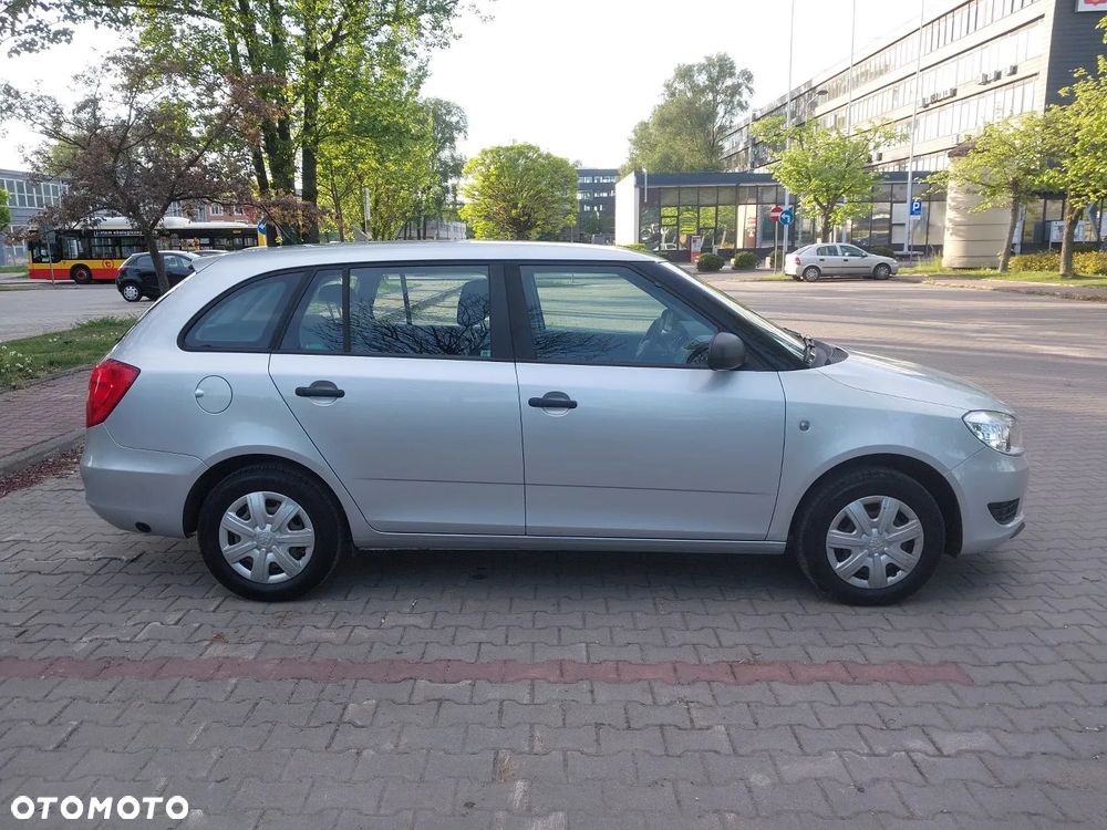 Skoda Fabia 1.4 16V Active - 11