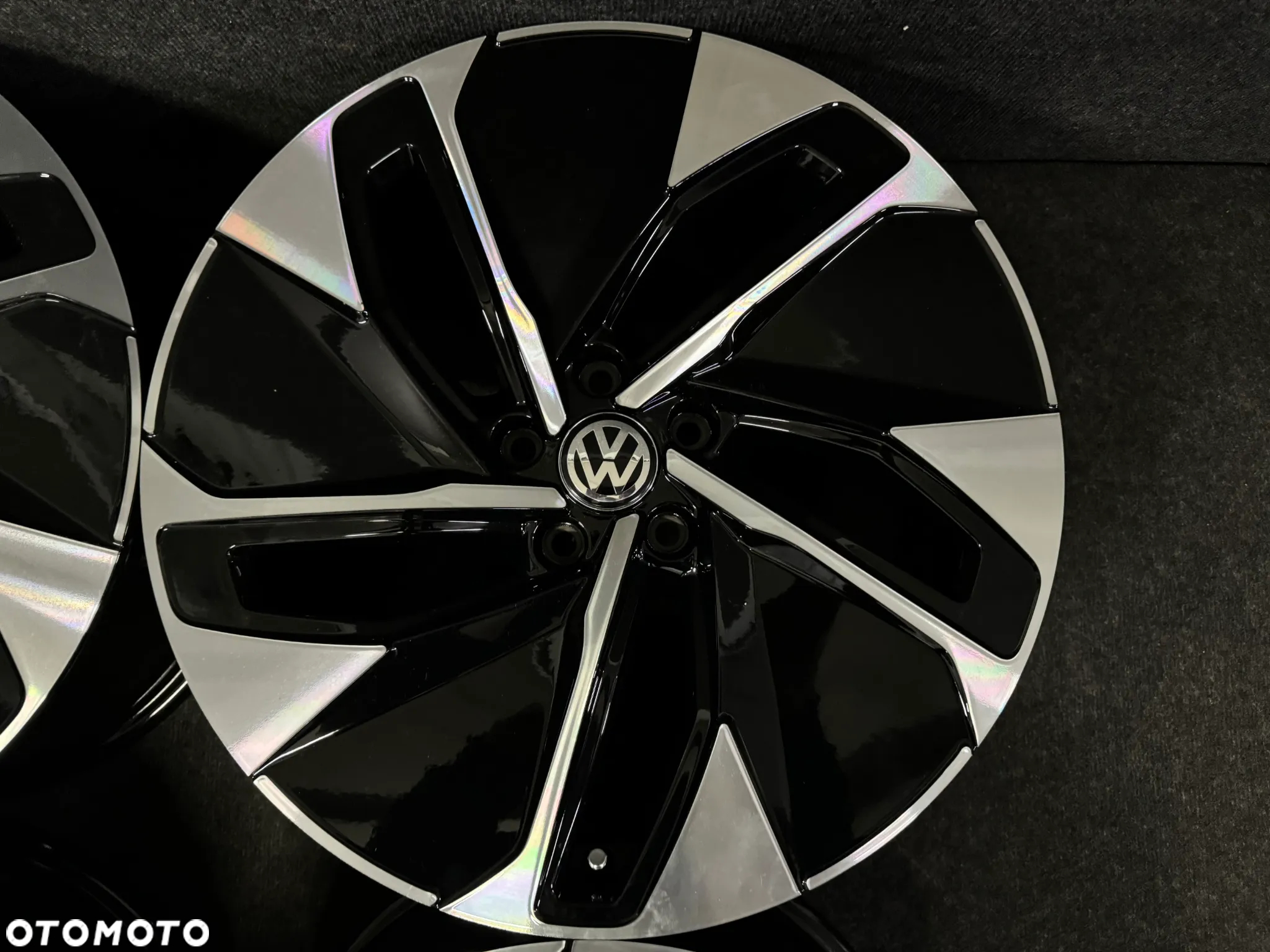 Alufelgi VW ID.4, Tiguan II, T-Roc, Passat B8 19 cali 5x112 4szt. Ładne! - 8