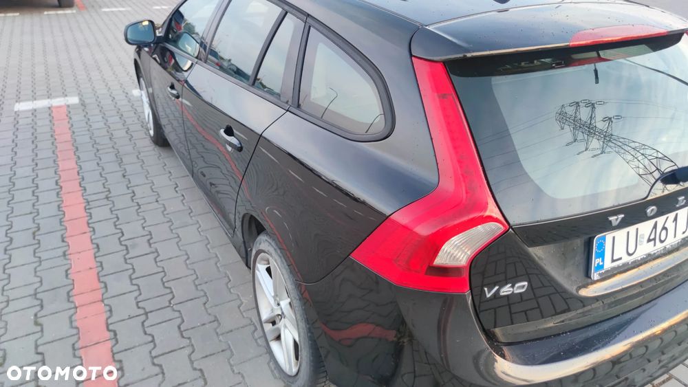 Volvo V60 D4 Drive-E Kinetic - 9