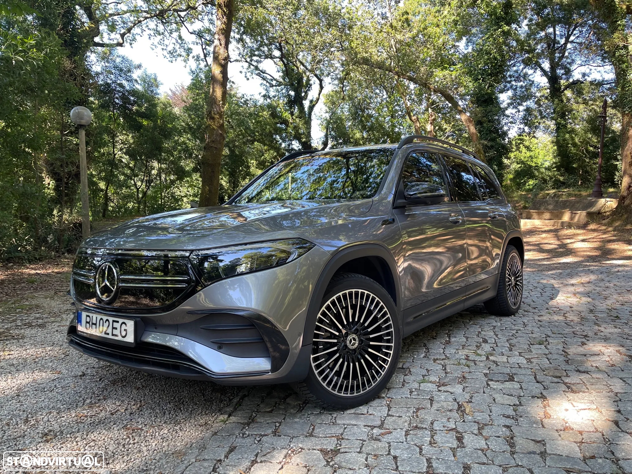 Mercedes-Benz EQB 350 4Matic AMG Line - 16