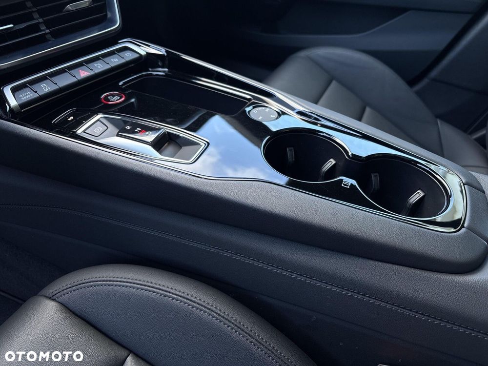 Audi e-tron GT - 18