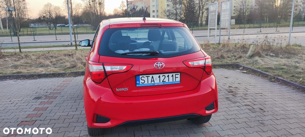 Toyota Yaris 1.5 Premium - 8