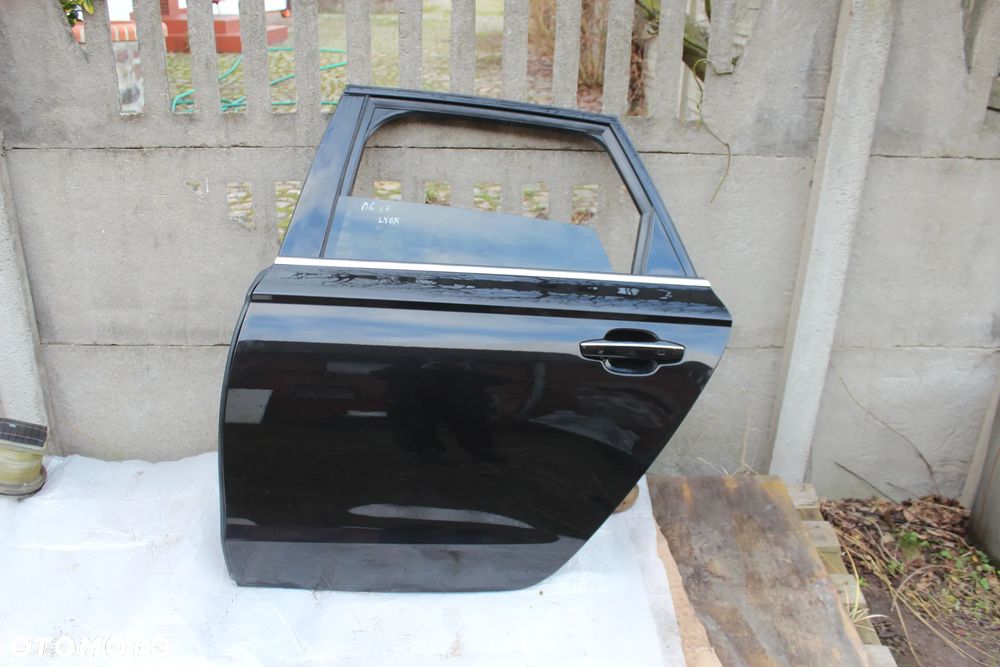 DRZWI TYLNE LEWE AUDI A6 C7 AVANT LY8X 2015 - 1