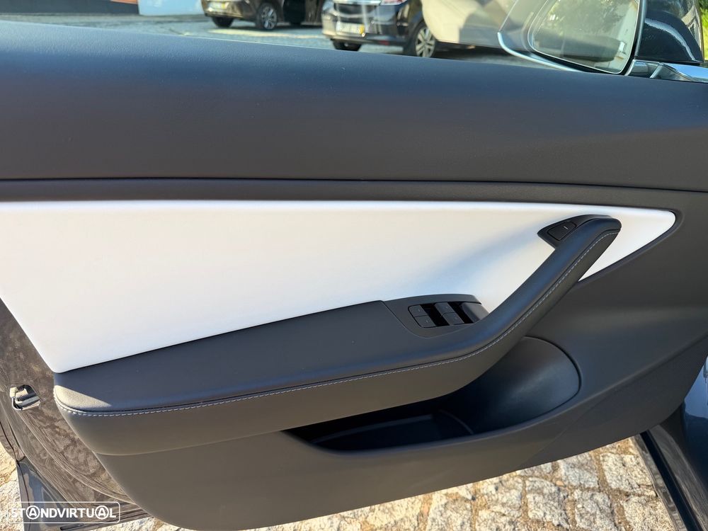 Tesla Model 3 Standard Range Plus RWD - 10