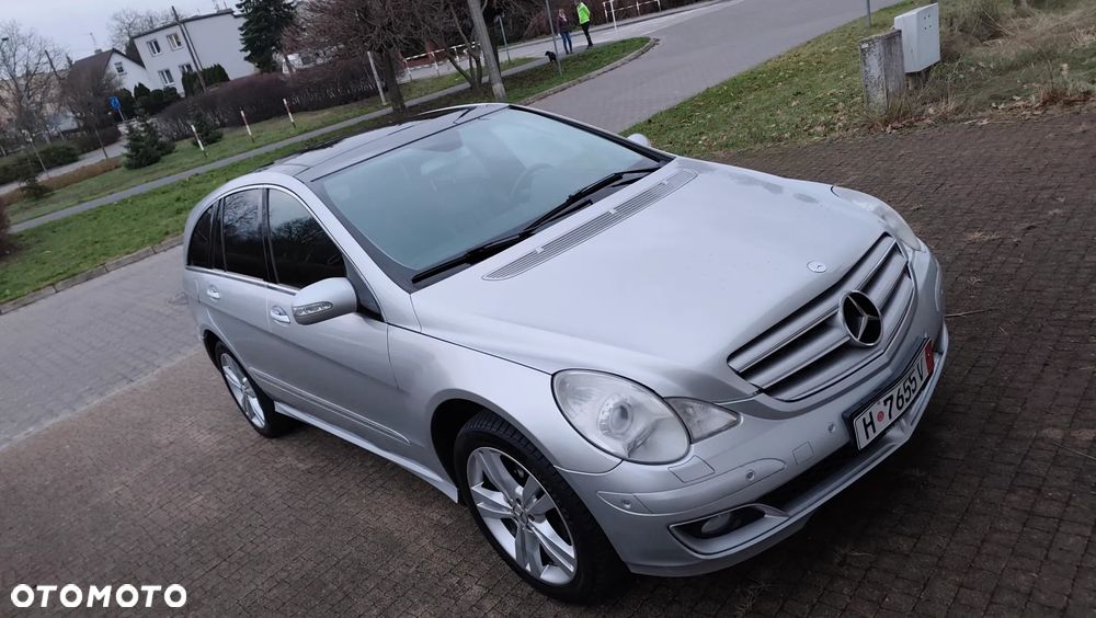 Mercedes-Benz Klasa R 320 CDI L 4Matic 7G-TRONIC Travel Edition - 38