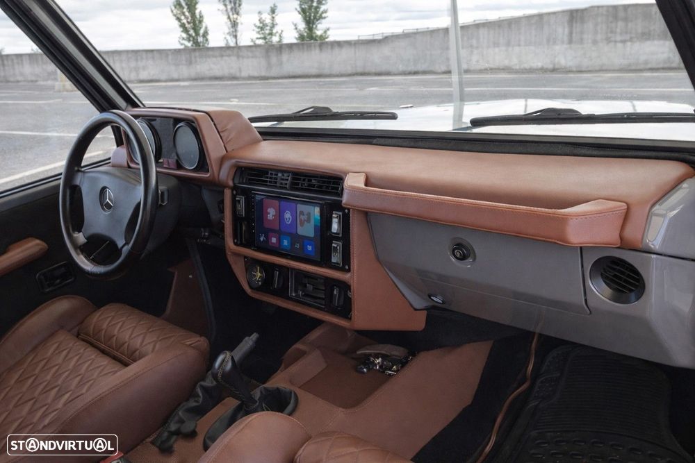 Mercedes-Benz G 300 - 4