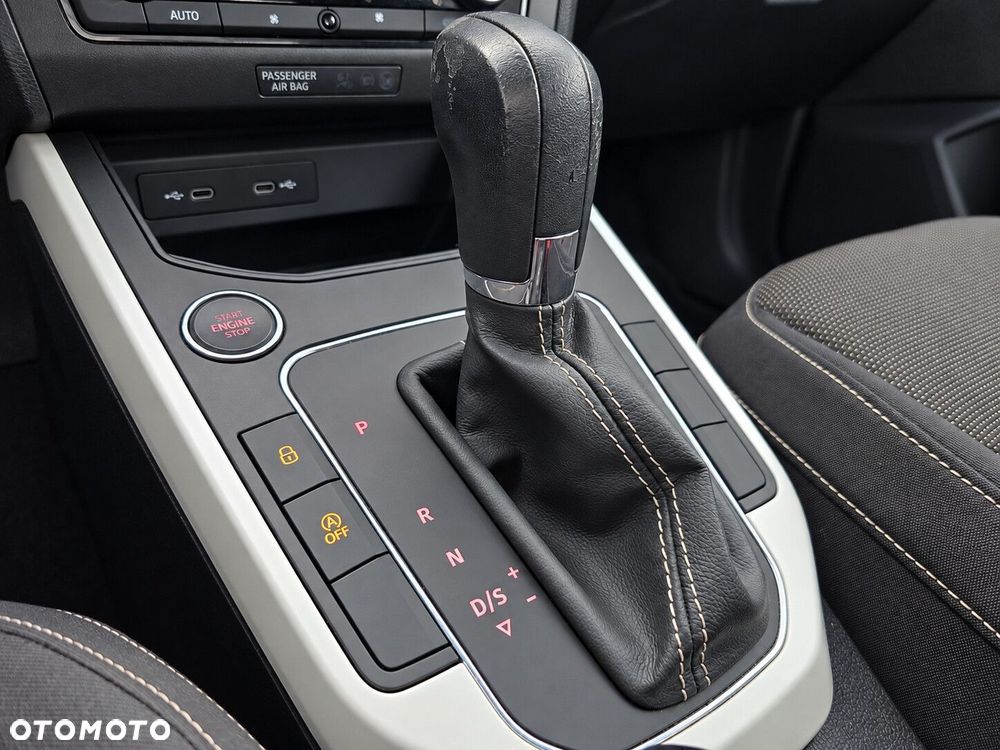 Seat Arona 1.0 TSI Xcellence S&S DSG - 15
