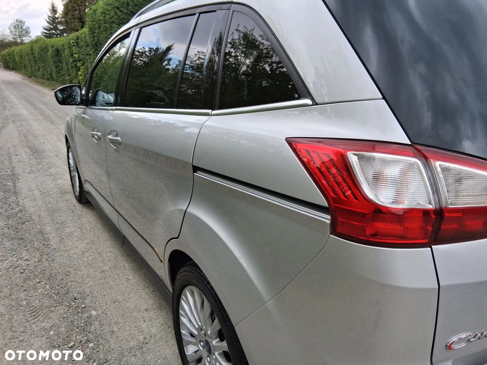 Ford Grand C-MAX 2.0 TDCi Titanium - 32