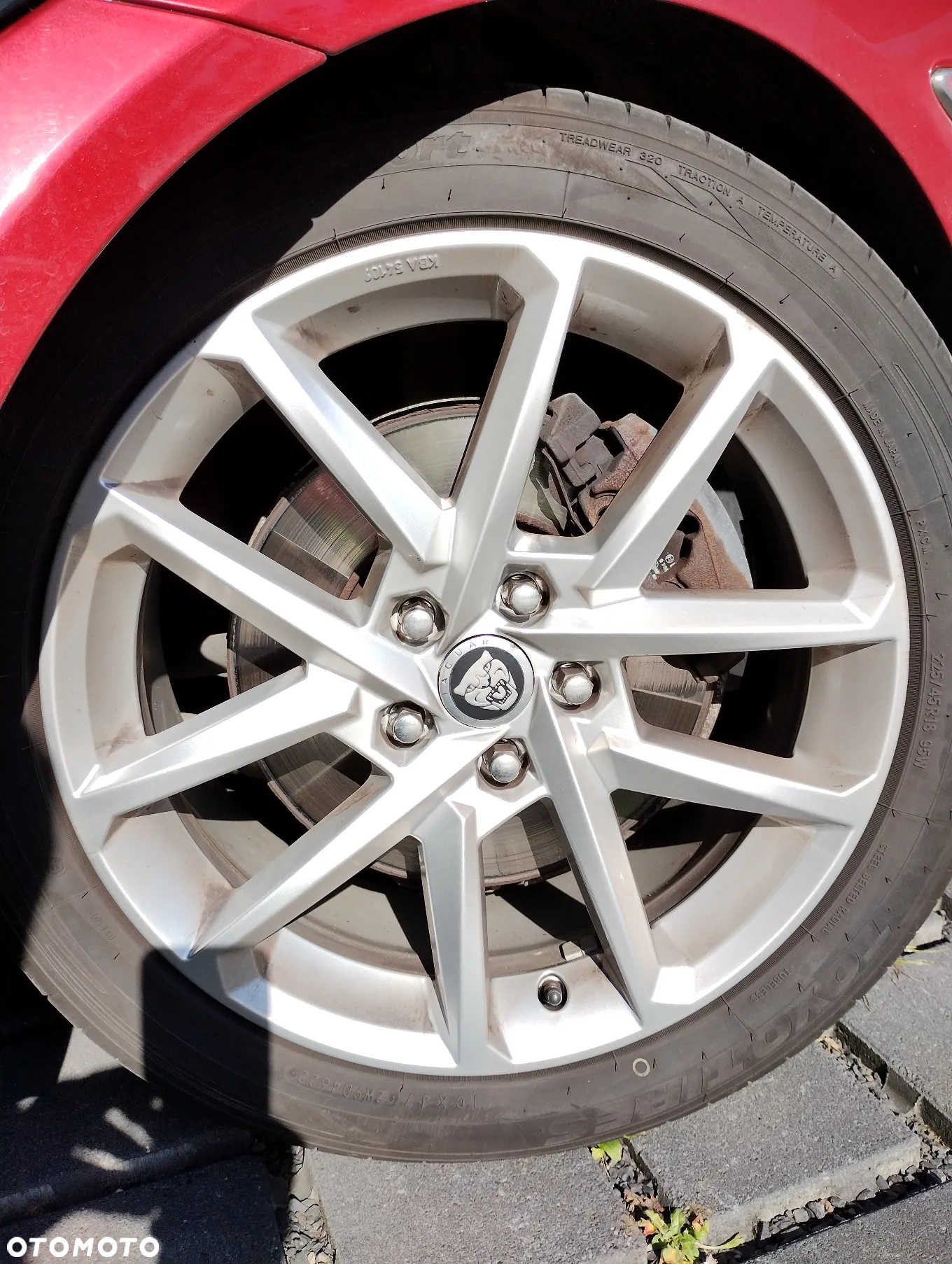 Jaguar XE 2.0 D Pure - 16
