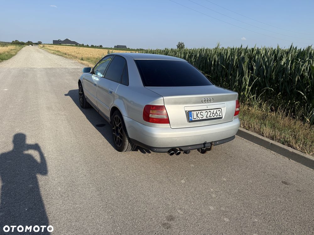 Audi A4 Limousine - 2