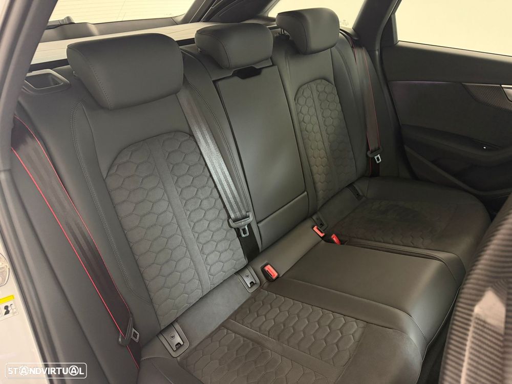 Audi RS4 Avant quattro tiptronic - 23