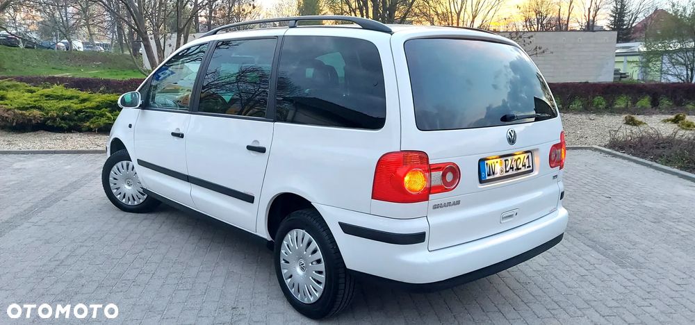 Volkswagen Sharan 1.9 TDI Trendline - 8