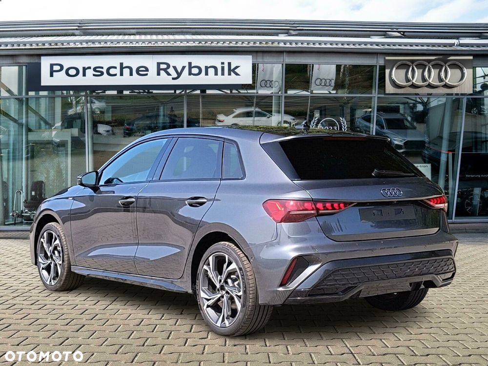Audi A3 Sportback - 4