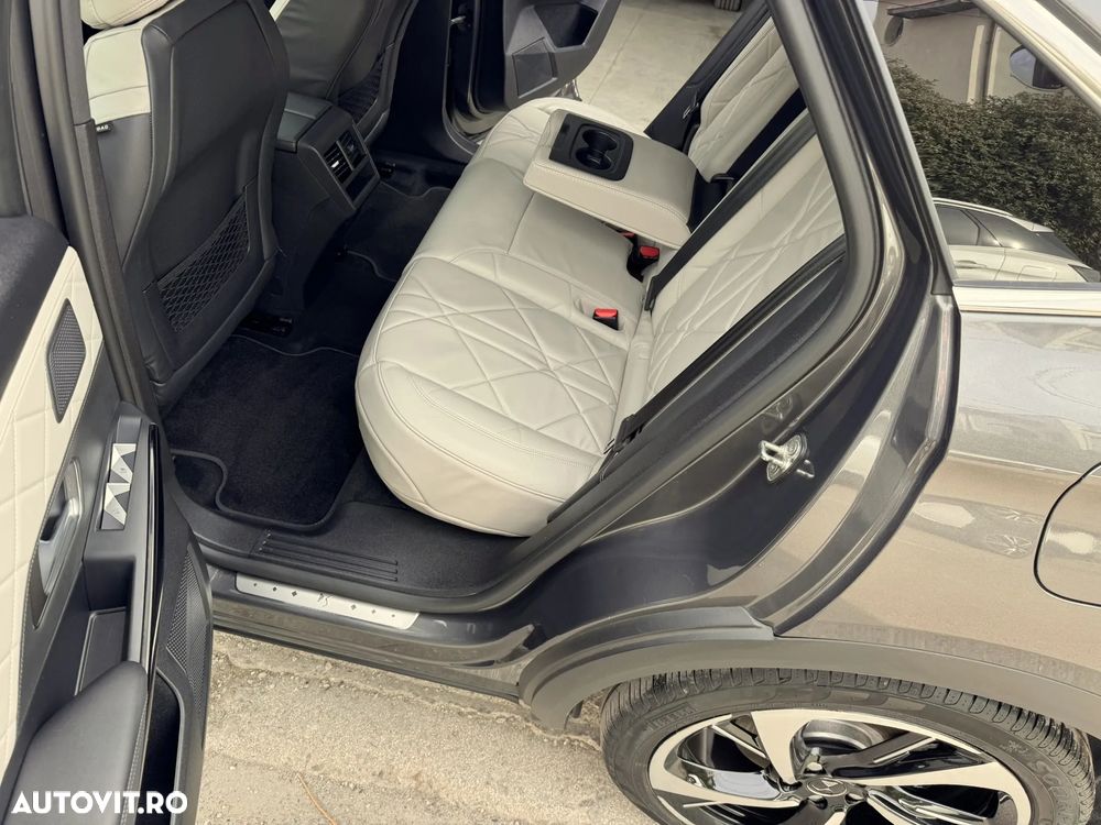 DS Automobiles DS 7 Crossback - 23