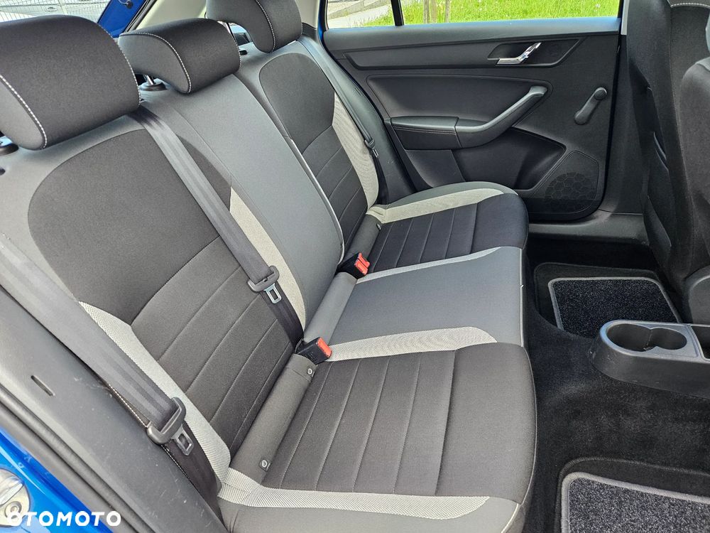 Skoda RAPID - 23