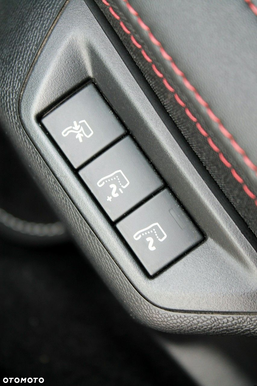 Peugeot 308 - 18