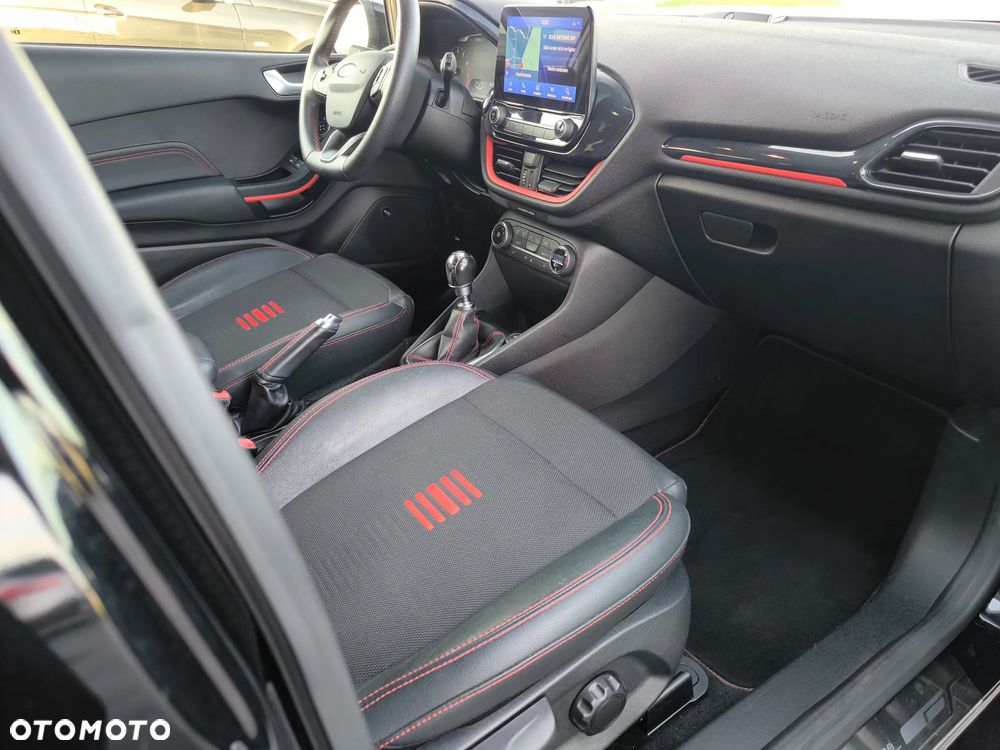 Ford Fiesta 1.0 EcoBoost S&S ST-LINE X - 15