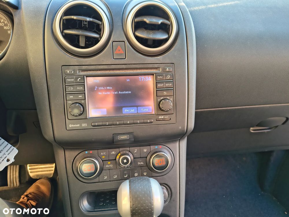 Nissan Qashqai 2.0 dCi 4 x 4 DPF 360 - 23