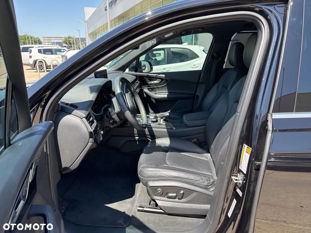 Audi Q7 3.0 TFSI Quattro Tiptronic - 5