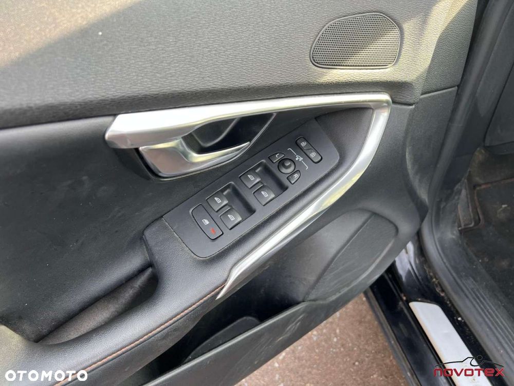 Volvo V40 D2 Ocean Race - 6