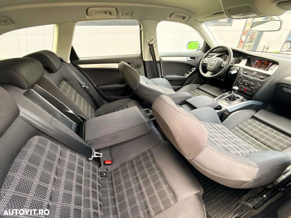 Audi A4 Avant 2.0 TDI DPF quattro Ambiente - 20