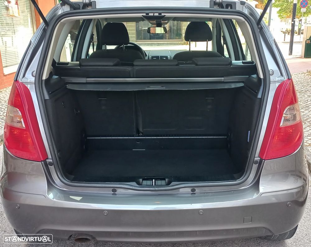 Mercedes-Benz A 160 Classic Aut. - 13