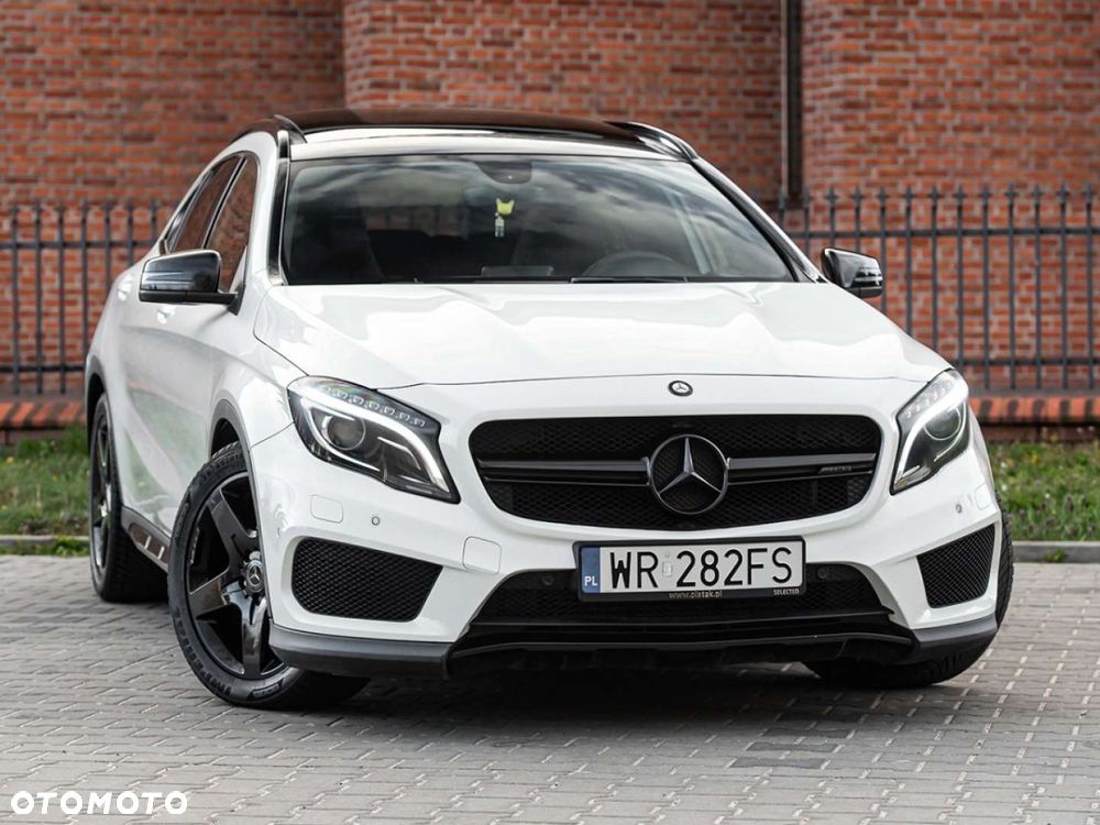 Mercedes-Benz GLA - 2