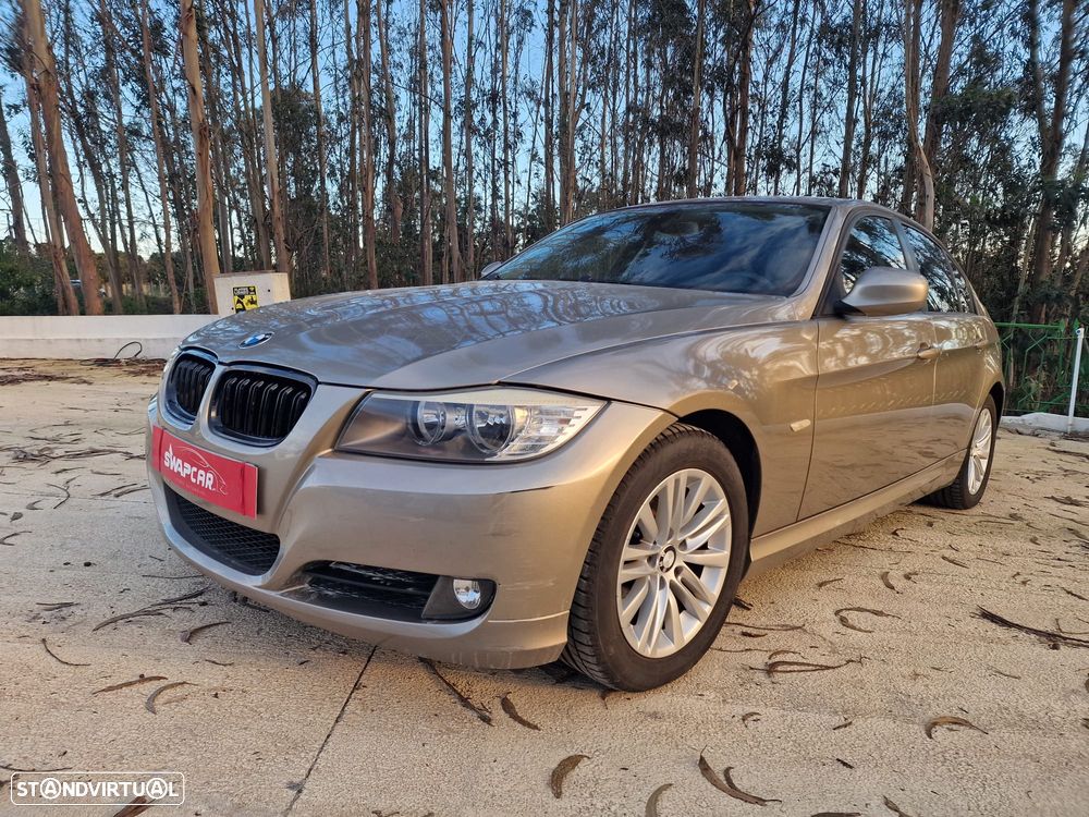 BMW 318 i Edition Exclusive - 4